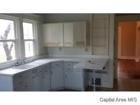 602 E Ryder, Litchfield, IL 62056 photo 8