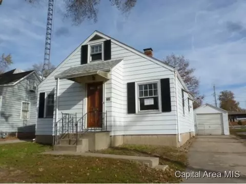 704 N Walnut, Springfield, IL 62702 photo 1