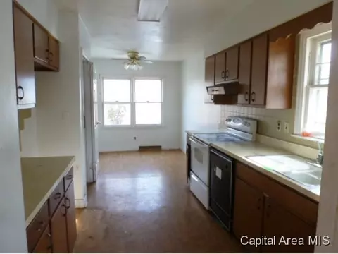 704 N Walnut, Springfield, IL 62702 photo 4