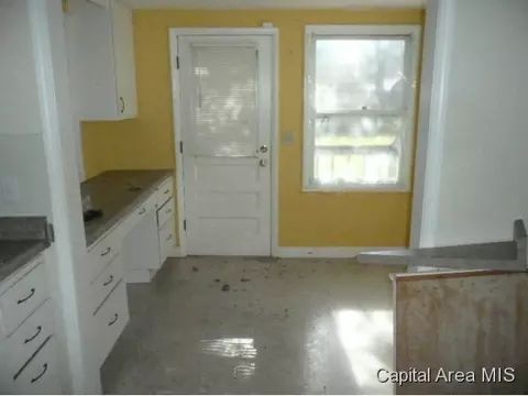 456 W Cook St, Springfield, IL 62704 photo 8