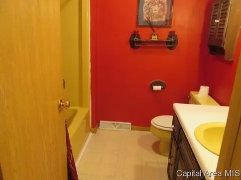 7809 Hunt Rd, Springfield, IL 62712 photo 10