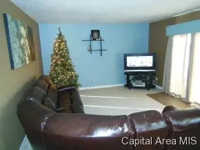 4012 Marie Dr, Springfield, IL 62707 photo 2