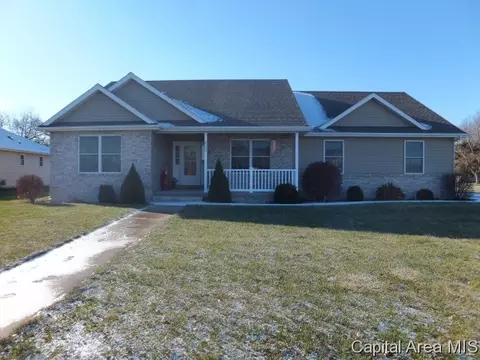 605 S Oak Grove Dr, Athens, IL 62613 photo 1