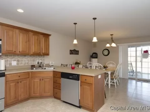 3205 Mackinaw Ln, Springfield, IL 62711 photo 9