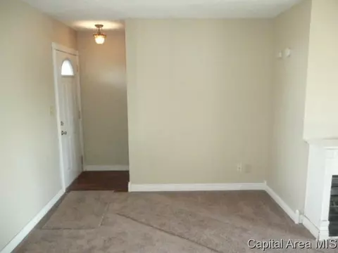 3900 Marie Dr, Springfield, IL 62707 photo 3