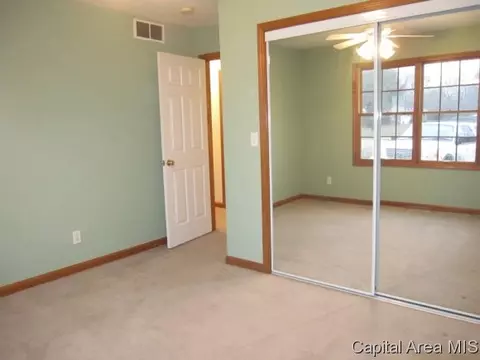 2461 Glencoe St, Springfield, IL 62704 photo 11