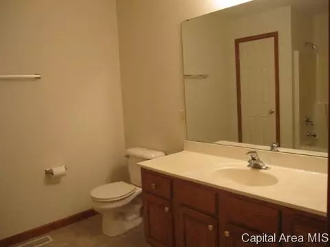 2461 Glencoe St, Springfield, IL 62704 photo 15
