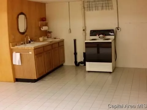 2304 E Sangamon, Springfield, IL 62702 photo 10
