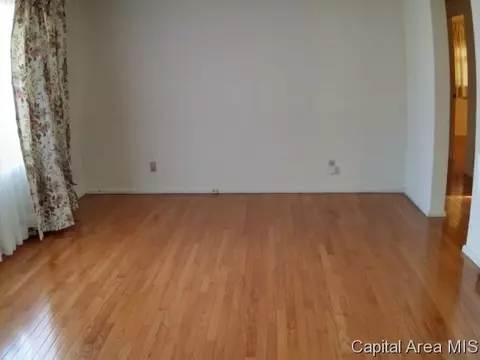 2304 E Sangamon, Springfield, IL 62702 photo 3