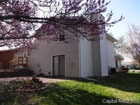 18 Champlain Dr, Springfield, IL 62707 photo 4