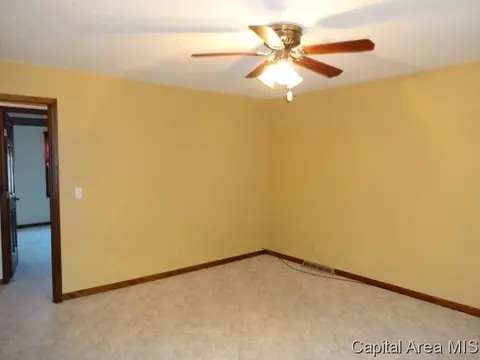 18 Champlain Dr, Springfield, IL 62707 photo 13