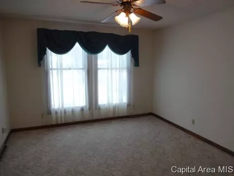 18 Champlain Dr, Springfield, IL 62707 photo 6