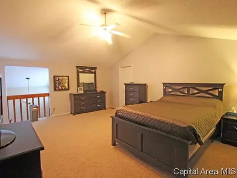 207 Astoria, Springfield, IL 62704 photo 12