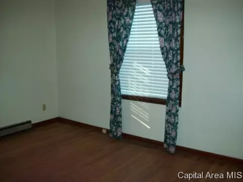 2000 Lee St, Springfield, IL 62703 photo 4