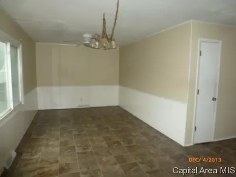 1924 S 1st St, Springfield, IL 62704 photo 6