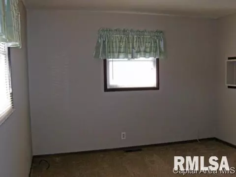 203 N Cedar, Abingdon, IL 61410 photo 9