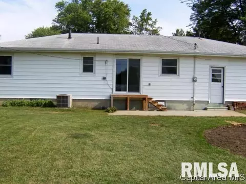 306 W Memorial, Abingdon, IL 61410 photo 17