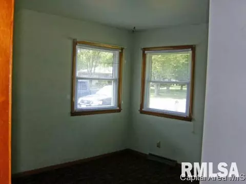 306 W Memorial, Abingdon, IL 61410 photo 11