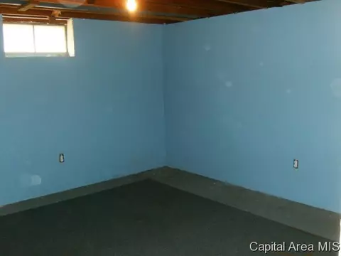 306 W Memorial, Abingdon, IL 61410 photo 15