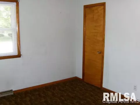 306 W Memorial, Abingdon, IL 61410 photo 10