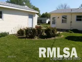308 N Maple, Abingdon, IL 61410 photo 4