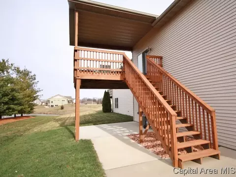 451 Chris Dr, Springfield, IL 62711 photo 11