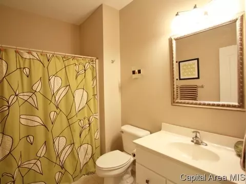 451 Chris Dr, Springfield, IL 62711 photo 14