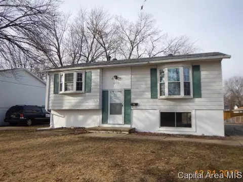 1833 Denton St, Springfield, IL 62702 photo 1