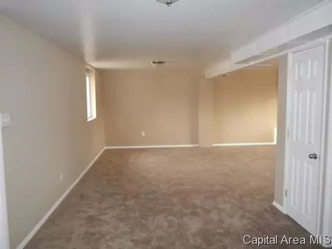 1833 Denton St, Springfield, IL 62702 photo 9