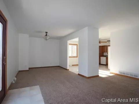 798 Kamm Rd, Springfield, IL 62707 photo 8
