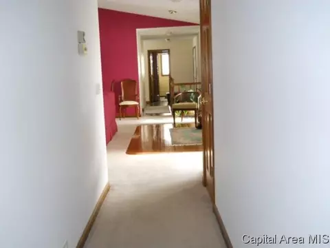 1413 James, Springfield, IL 62703 photo 11