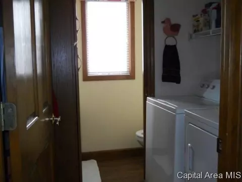 1413 James, Springfield, IL 62703 photo 16