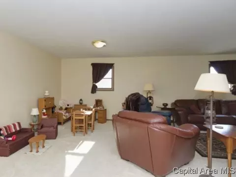 1105 Old Crows Way, Springfield, IL 62712 photo 11