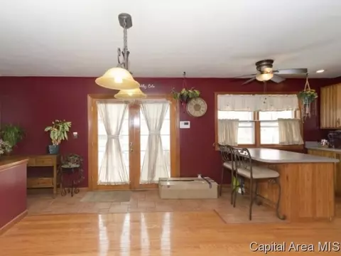 224 Cranmer Dr, Springfield, IL 62704 photo 5