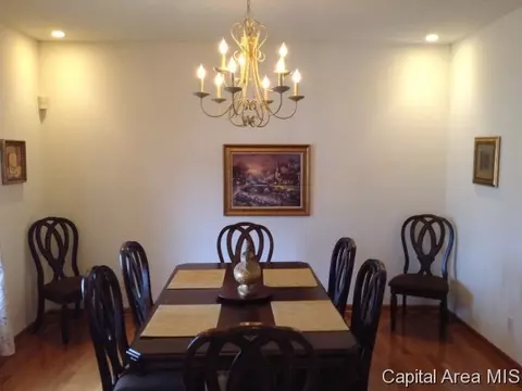 2028 W Laurel, Springfield, IL 62704 photo 3