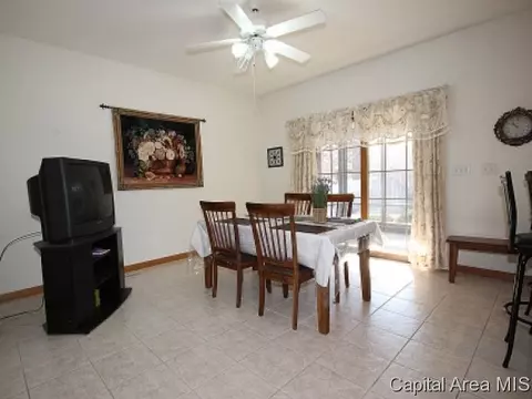 2028 W Laurel, Springfield, IL 62704 photo 8