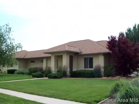 2225 Harbor Lndg, Springfield, IL 62712 photo 1