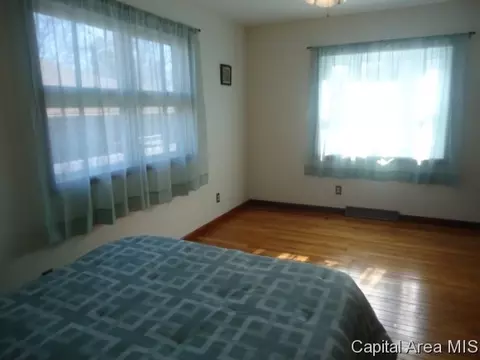 2117 Westview, Springfield, IL 62704 photo 9