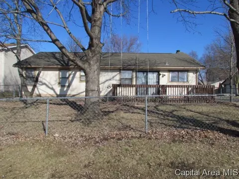 108 Venus Villa, Springfield, IL 62703 photo 4
