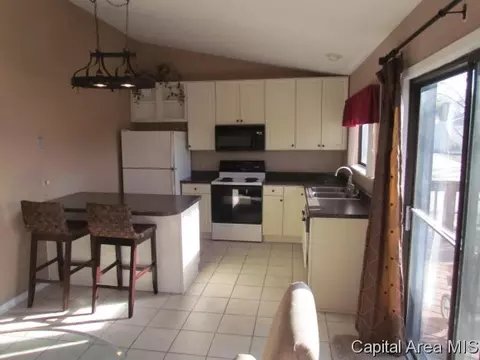 108 Venus Villa, Springfield, IL 62703 photo 9