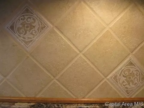 4204 Deming Dr, Springfield, IL 62703 photo 7