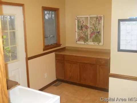583 Bangert Rd, Bluffs, IL 62621 photo 7