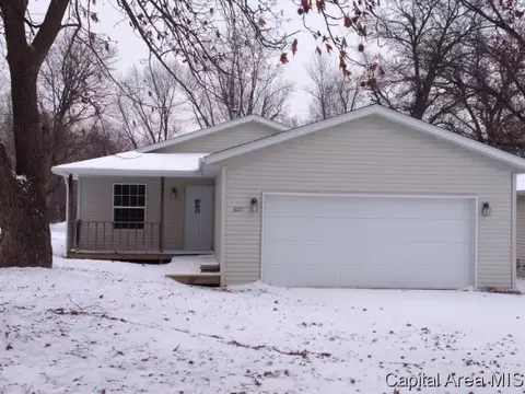 607 E Spaulding St, Riverton, IL 62561 photo 1