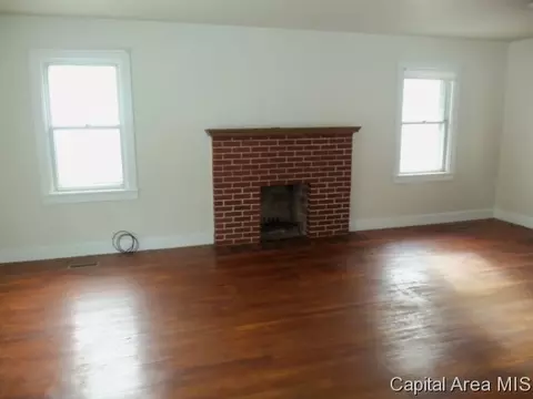 1223 N Rutledge St, Springfield, IL 62702 photo 2