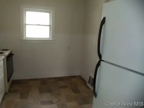 1223 N Rutledge St, Springfield, IL 62702 photo 5