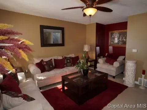 1505 Edwards St, Springfield, IL 62703 photo 3