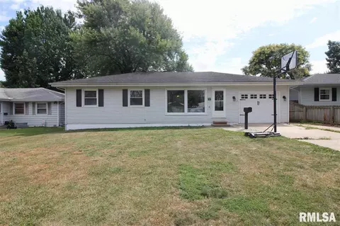 18 Stelte Ln, Springfield, IL 62702 photo 1