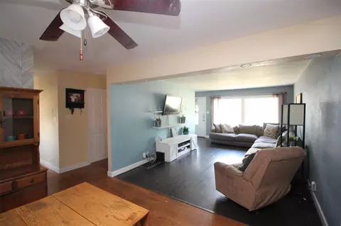 18 Stelte Ln, Springfield, IL 62702 photo 4