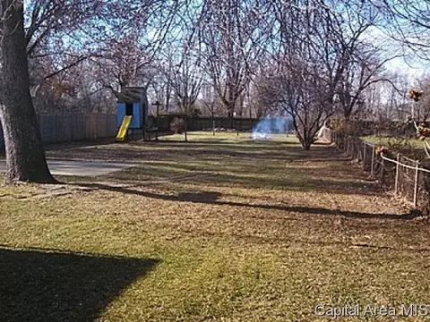 133 N 22nd, Springfield, IL 62703 photo 7