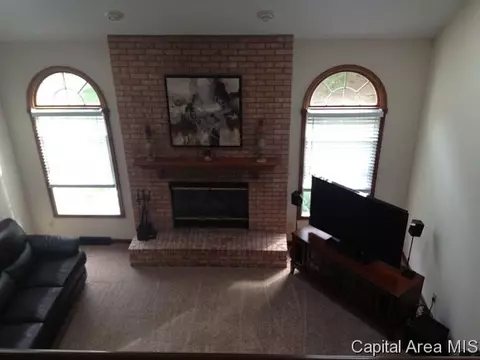 1604 Windycrest Dr, Springfield, IL 62704 photo 12
